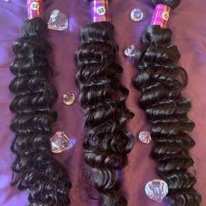 Brazilian deep wave human hair extensions: